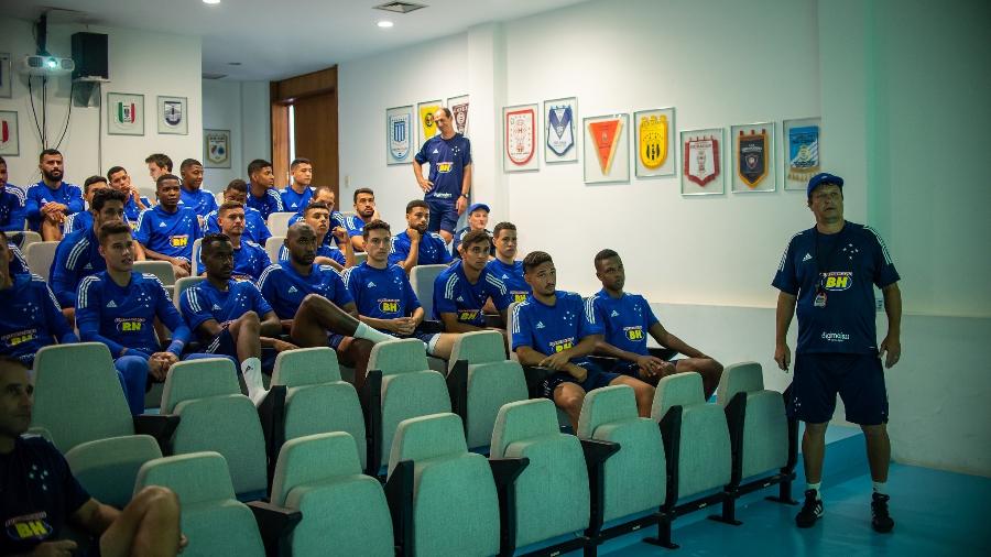 Com exceção dos garotos que vieram da base, técnico ganhou cinco reforços indicados por ele no Cruzeiro - Bruno Haddad/Cruzeiro