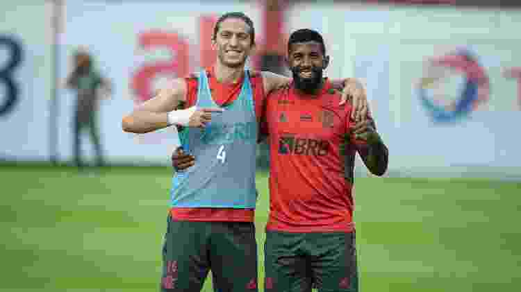 Rodinei é recebido por Filipe Luís em volta ao Flamengo. Lateral é querido pelo grupo de jogadores - Alexandre Vidal / Flamengo - Alexandre Vidal / Flamengo