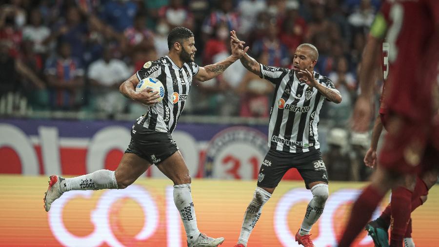 Hulk e Mariano comemoram gol do Atlético-MG contra o Bahia, pelo Campeonato Brasileiro - Divulgação/CAM