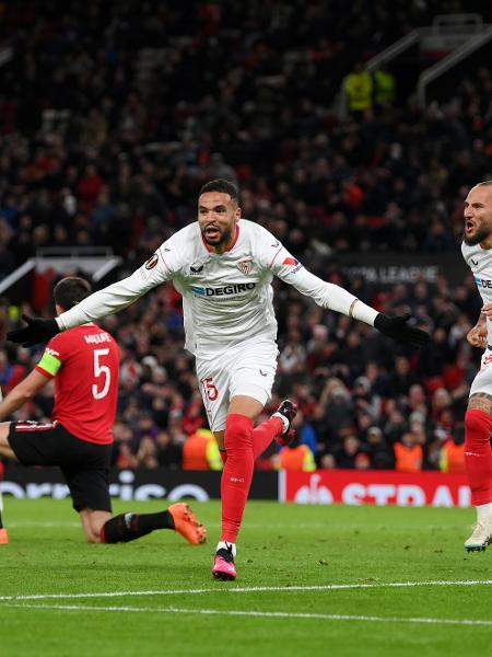 En-Nesyri comemora o segundo gol do Sevilla sobre o Manchester United na Liga Europa. - Shaun Botterill/Getty Images