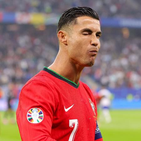 Cristiano Ronaldo durante jogo entre Portugal e França, pela Eurocopa