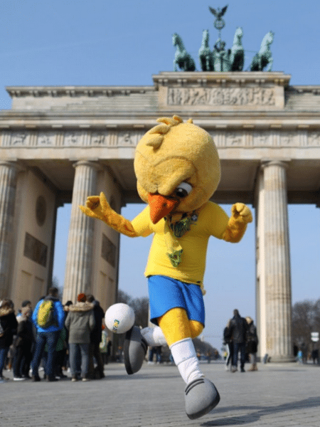 Canarinho mandando aquela carretilha - Reprodução/Twitter