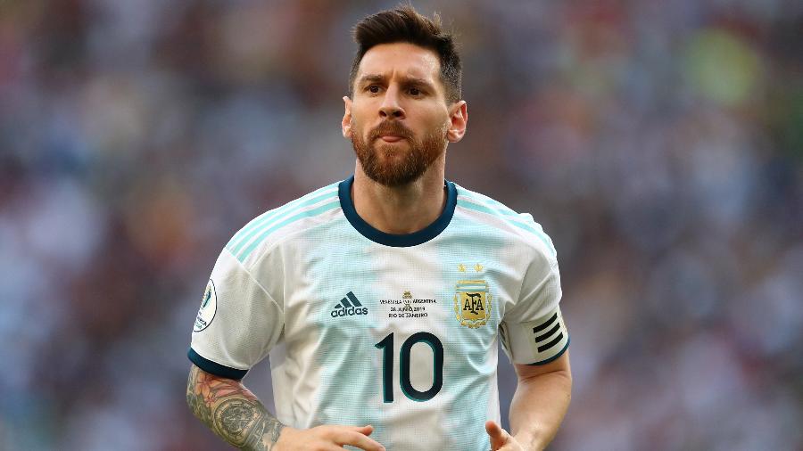 Messi, durante partida entre Argentina: Globo fará jogos da seleção em casa nas Eliminatórias - REUTERS/Pilar Olivares