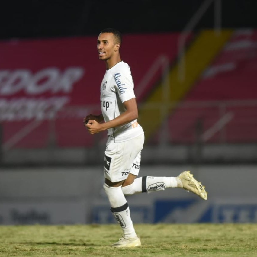 Santos leva virada, mas busca empate contra o Novorizontino em jogo de 6  gols