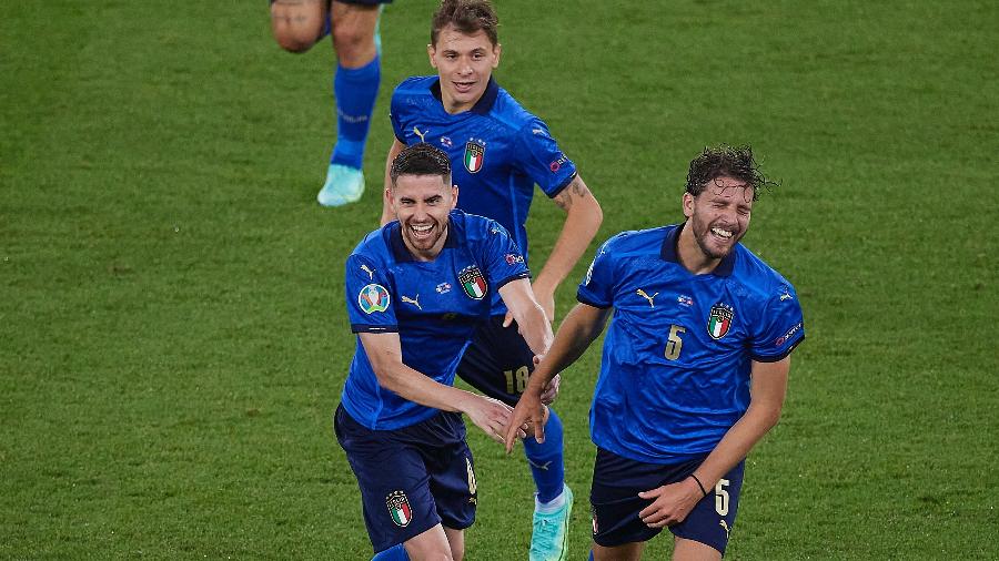 Manuel Locatelli comemora um de seus gols na vitória da Itália sobre a Suíça na Eurocopa 2020 - Emmanuele Ciancaglini/Quality Sport Images/Getty Images