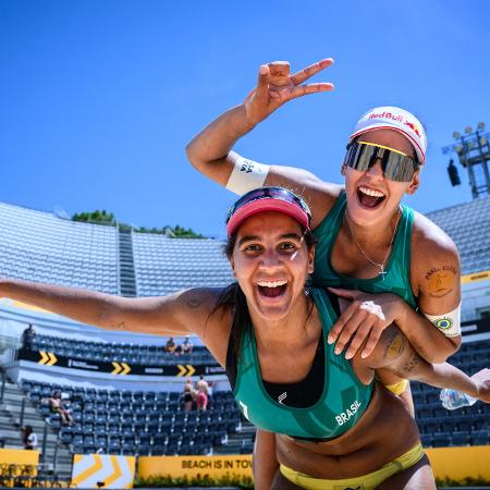 Duda e Ana Patrícia, atuais campeãs mundiais de vôlei de praia - FIVB