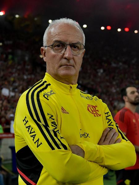 OPINIÃO: A quatro dias da final, Flamengo planeja escalar titulares contra o Santos