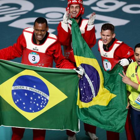 Pan 2023: equipe masculina de taekwondo conquista ouro após vitória contra o Chile na final