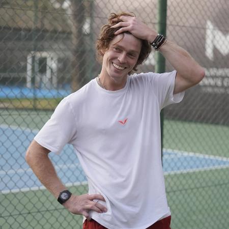 Andrey Rublev, tenista russo que será o adversário de João Fonseca na 1ª rodada do Australian Open