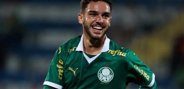 Desempenho Surpreendente: Figueiredo analisa o começo de ano no Palmeiras