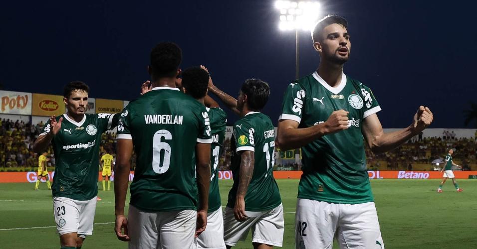 Flaco López comemora gol do Palmeiras contra o Mirassol, pelo Paulistão