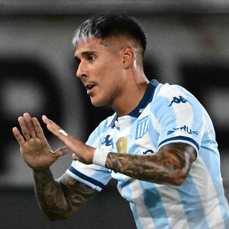 Zaracho iniciou contagem para os argentinos, que nocautearam cariocas com Zuculini Zaracho iniciou contagem para os argentinos, que nocautearam cariocas com Zuculini