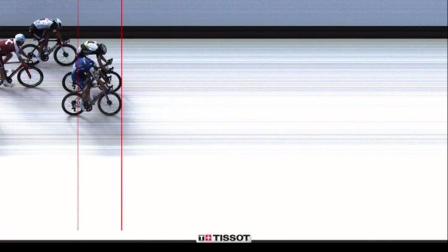 Marcel Kittel venceu Edvald Boasson Hagen com diferença de tempos de 0s0003 - Divulgação