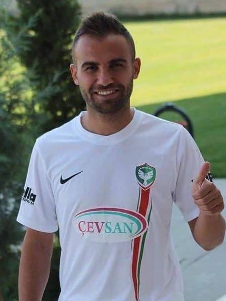 Mansur Çalar, jogador do Amed SK na terceira divisão turca - Amed Spor SK
