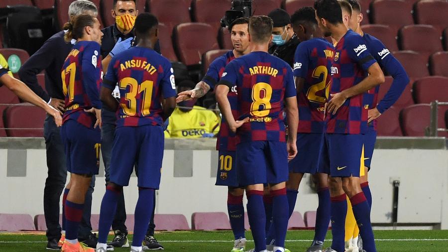 Barcelona foi o elenco que mais perdeu valor de mercado, segundo estudo da KPMG - Alex Caparros/Getty Images