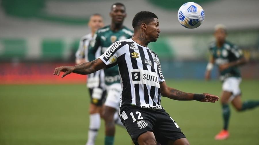 Raniel entrou em campo no segundo tempo da derrota do Santos para o Palmeiras - Ivan Storti/Santos FC