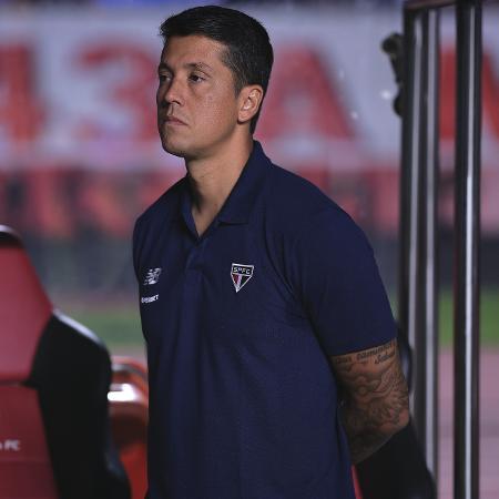 Thiago Carpini, do São Paulo, no jogo contra o Palmeiras, pelo Paulistão