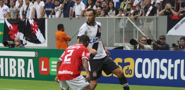 Nenê comandou o Vasco na vitória por 1 a 0 sobre o Vila Nova em Brasília - Carlos Gregório Júnior / Site oficial do Vasco - Carlos Gregório Júnior / Site oficial do Vasco
