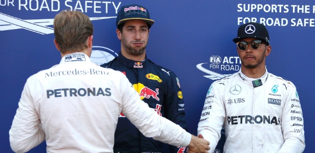 Daniel Ricciardo conseguiu a primeira pole na carreira - Eric Gaillard/Reuters