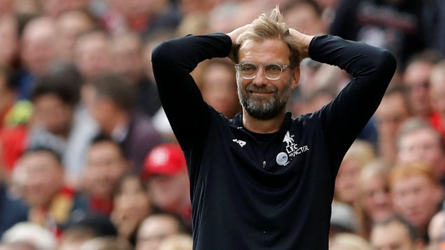 O técnico Jürgen Klopp lamenta uma chance perdida contra o Manchester United - Carl Recine/Reuters