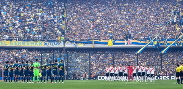 Boca e River abriram a final da Libertadores em uma Bombonera lotada no último domingo - Amilcar Orfali/Getty Images