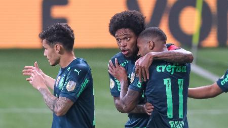 Pedro faz dois, Flamengo bate Grêmio de novo e vai à semi da Copa do Brasil  - 15/09/2021 - UOL Esporte