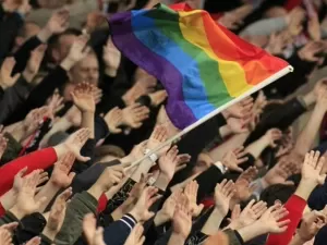 Contra homofobia, jogadores gays prometem se revelar na próxima sexta