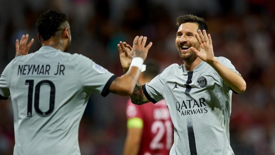 Messi comemora gol contra o Clermont com Neymar - Jose Breton // Getty Images