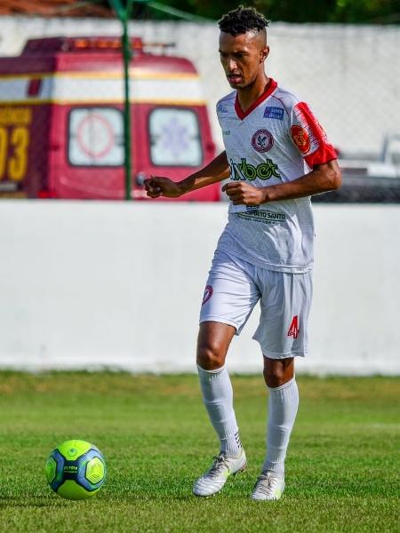 Gualberto atuou pelo São Paulo Crystal, da Paraíba - Divulgação