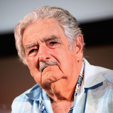 Ex-presidente do Uruguai, que morreu hoje, não gostou de punição dada a Suárez Ex-presidente do Uruguai, que morreu hoje, não gostou de punição dada a Suárez