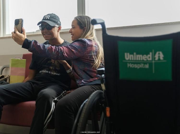 Pedro Severino, jogador do Bragantino, aparece em primeiras fotos após se recuperar de acidente Pedro Severino, jogador do Bragantino, aparece em primeiras fotos após se recuperar de acidente