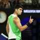 Alcaraz estreia bem no Australian Open em busca do career slam