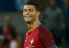 CR7 evita cumprimentar islandeses e técnico português releva: "Não vi nada" - AFP PHOTO / ODD ANDERSEN