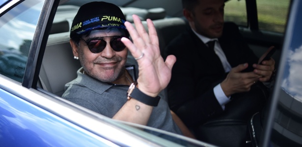 Maradona chega ao Belarus, onde será presidente do Dynamo Brest - Sergei Gapon/AFP