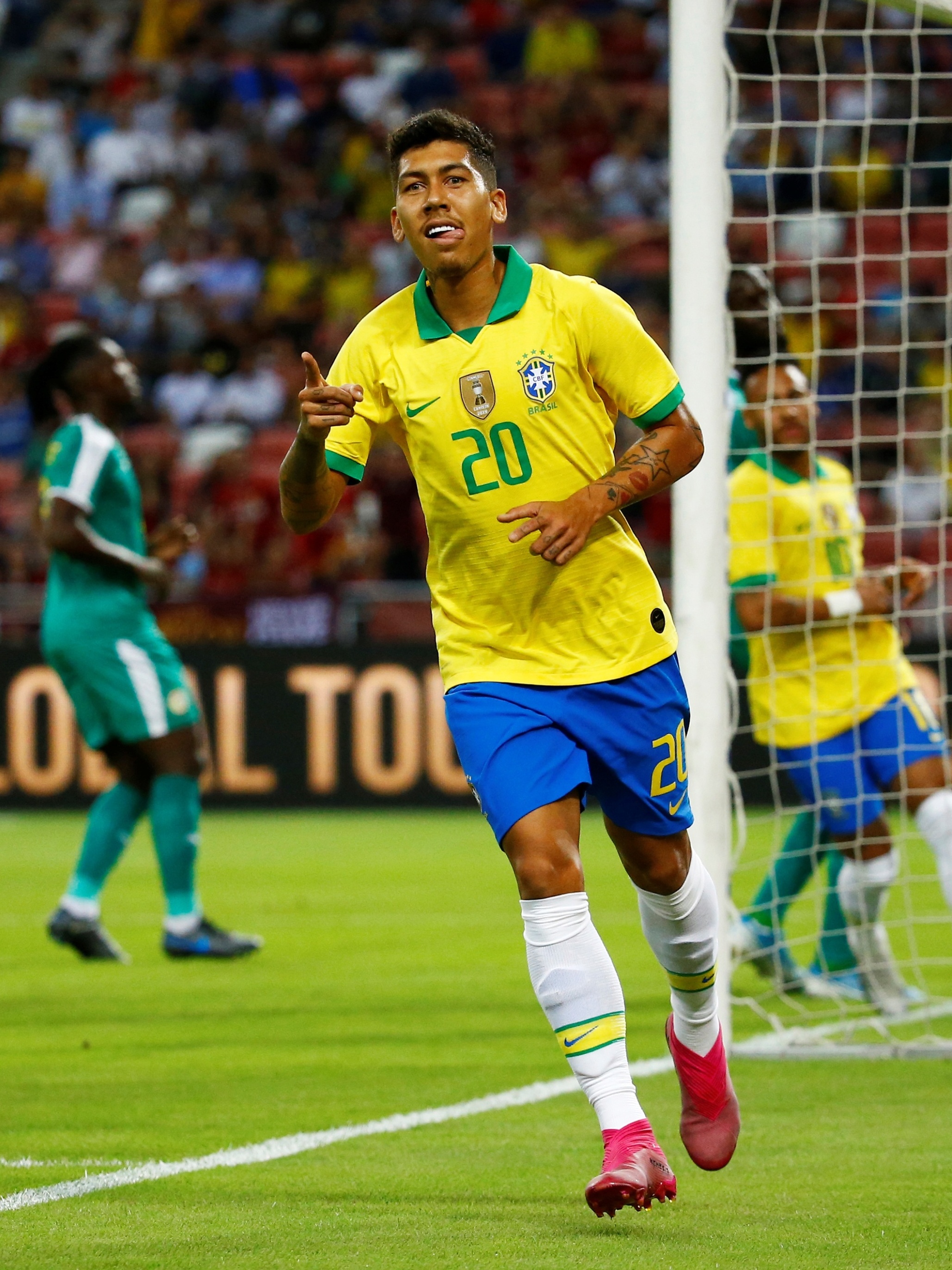 Seleção brasileira empata com Senegal no 100º jogo de Neymar