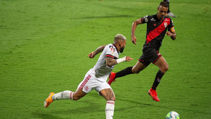 Gabigol em ação pelo Flamengo contra o Atlético-GO durante jogo do Brasileirão 2020 - Alexandre Vidal/Flamengo