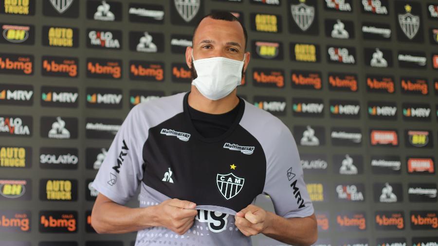 Goleiro Everson chegou nos últimos dias e deverá ser titular do Galo, que tem Rafael suspenso - Pedro Souza/Divulgação/Atlético-MG