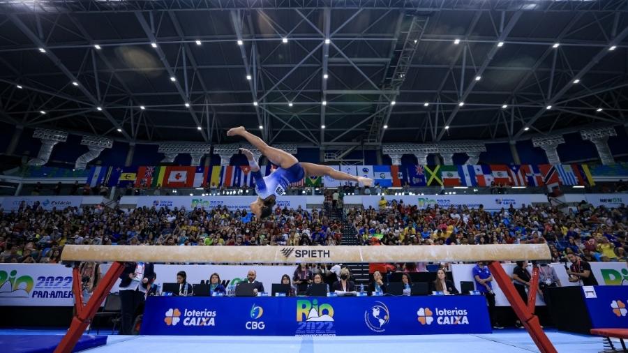 Rebeca Andrade se apresenta na Arena Carioca 1, no Pan de Ginástica - Ricardo Bufolin/CBG