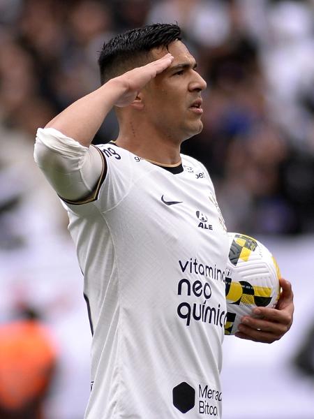 Após servir seleção paraguaia, Balbuena está de volta ao time titular do Corinthians contra o Cuiabá - Alan Morici/AGIF