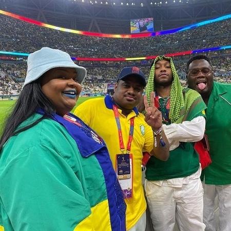 MC Carol assistiu Brasil x Camarões com amigos na Copa do Qatar - Reprodução/Instagram