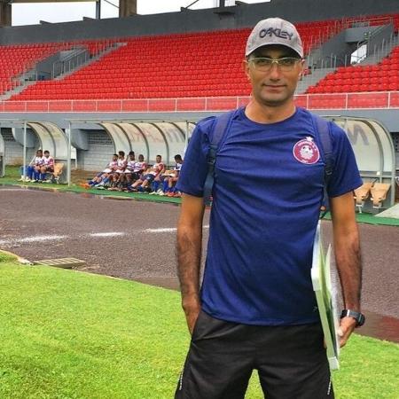 Técnico iraniano sofre ataques xenófobos em estreia no Piauí e renuncia  cargo: Que isso acabe, campeonato piauiense