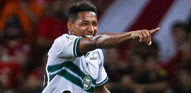 Em jogo equilibradíssimo o Coritiba virou e venceu o Unidos CIC