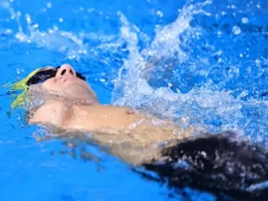 29 atletas paralímpicos de natação conseguem índice para Paris; veja lista