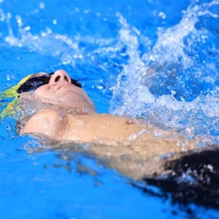 Bruno Becker nada costas na piscina do CT Paralímpico durante Circuito Nacional Loterias Caixa