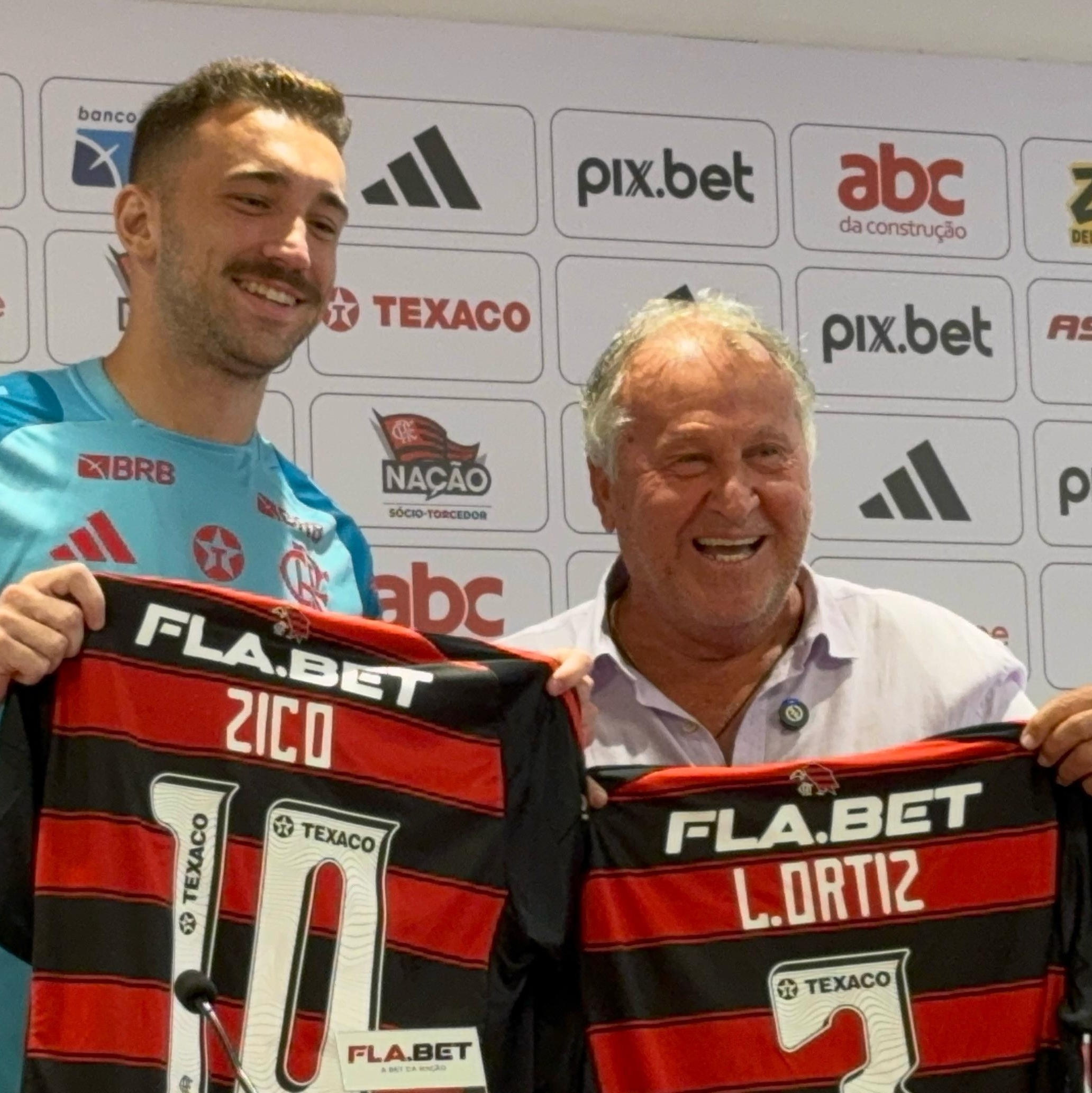 Flamengo: Zico surpreende Léo Ortiz e aparece durante entrevista