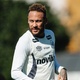 Neymar vai a campo e treina normalmente ap&oacute;s se reapresentar no Santos