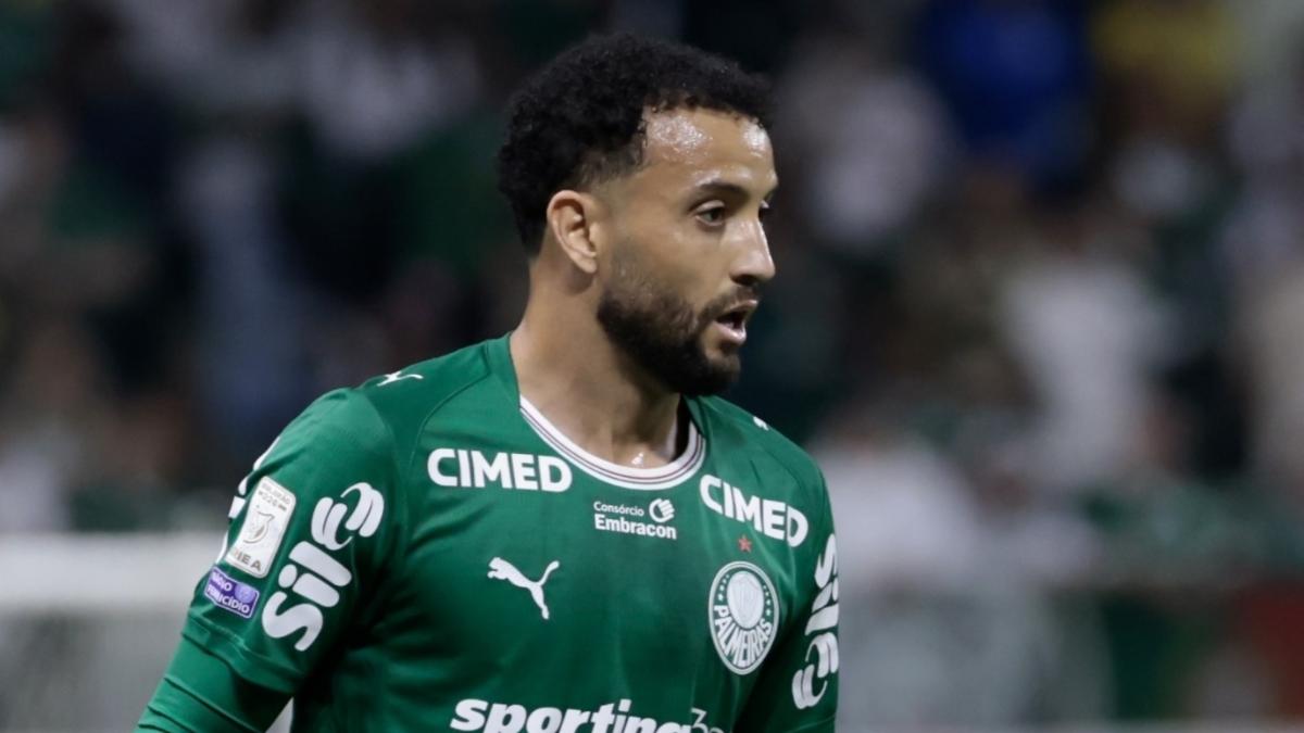 Felipe Anderson diz que 'euforia' após gol atrapalhou Palmeiras em derrota