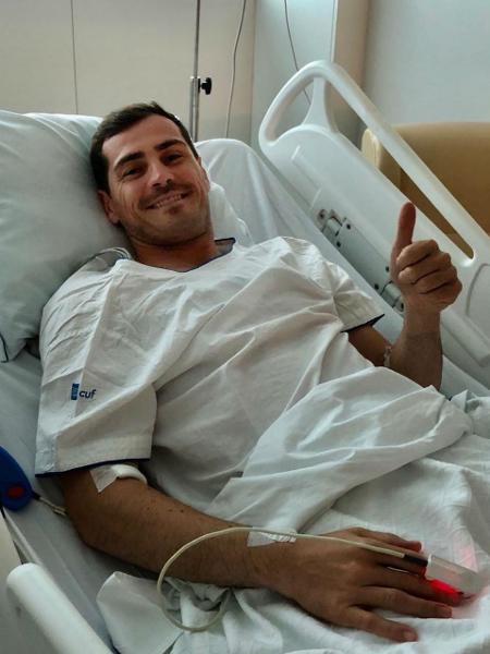 Iker Casillas durante recuperação de infarto sofrido há dois meses - Reprodução/Twitter