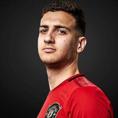 Diogo Dalot - Divulgação/Site oficial do Manchester United