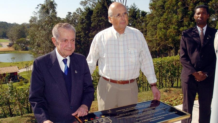 Laudo Natel durante homenagem que recebeu do SPFC, ao lado do também ex-presidente Marcelo Figueiredo Portugal Gouvêa  - Reprodução/Twitter @SaoPauloFC